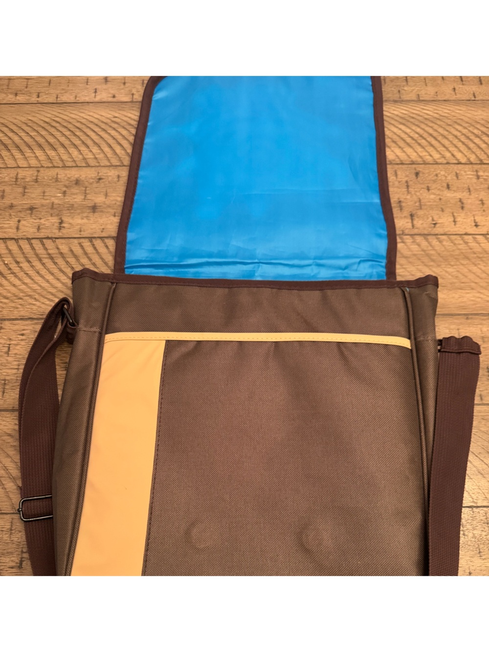 THE LEGEND OF ZELDA Breath of The Wild Sheikah Satchel Thinkgeek Messenger Bag - Picture 9 of 16